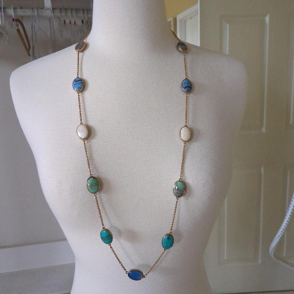Banana republic necklace long blue green